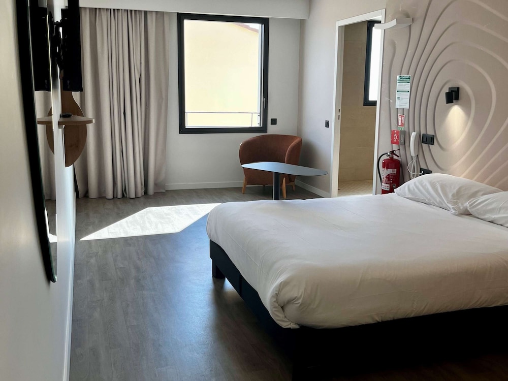 ibis Styles Cabries Aix-en-Provence TGV 15/50