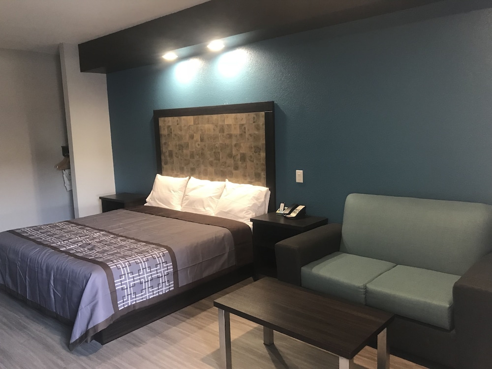 The Residency Suites 9/36
