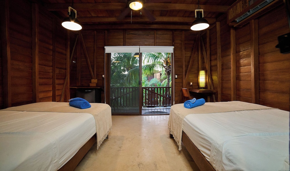 COCONUT BY OOL HOTELS 8/43
