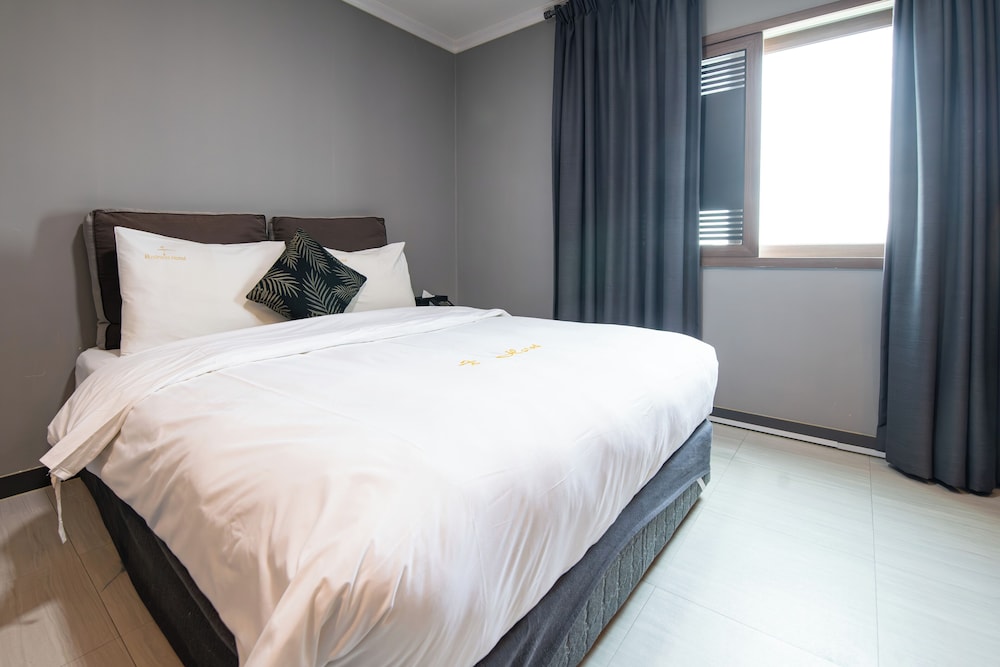 Gung Tourist Hotel 18/52