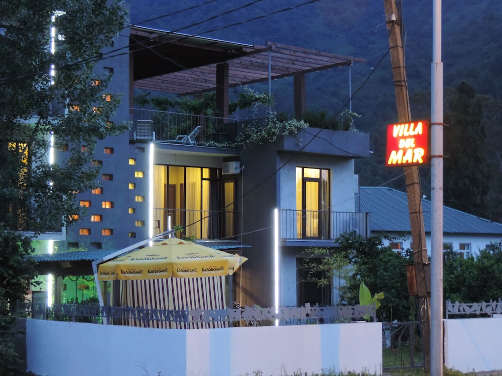 Hotel Villa Del Mar 8/50