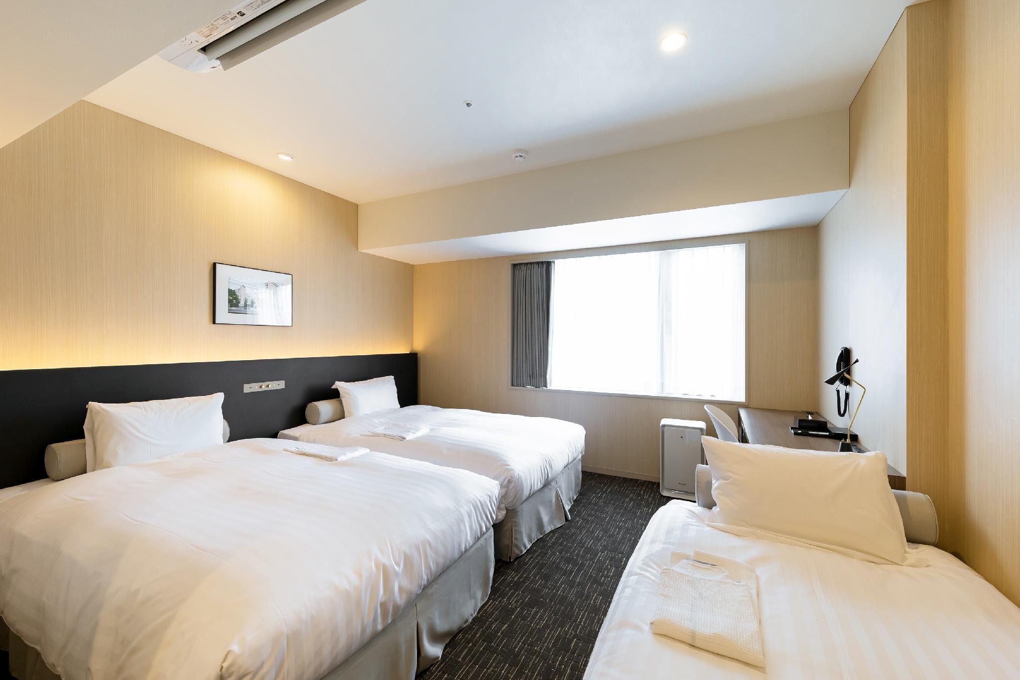 Moderate, Twin Beds, with Extra Bed