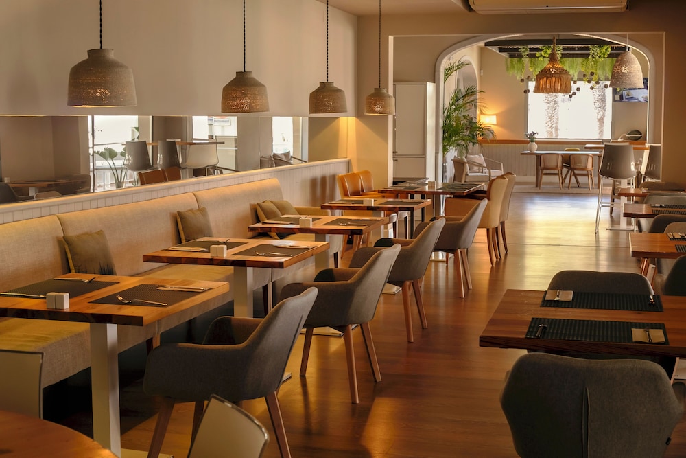 Llaut Boutique Hotel 34/50
