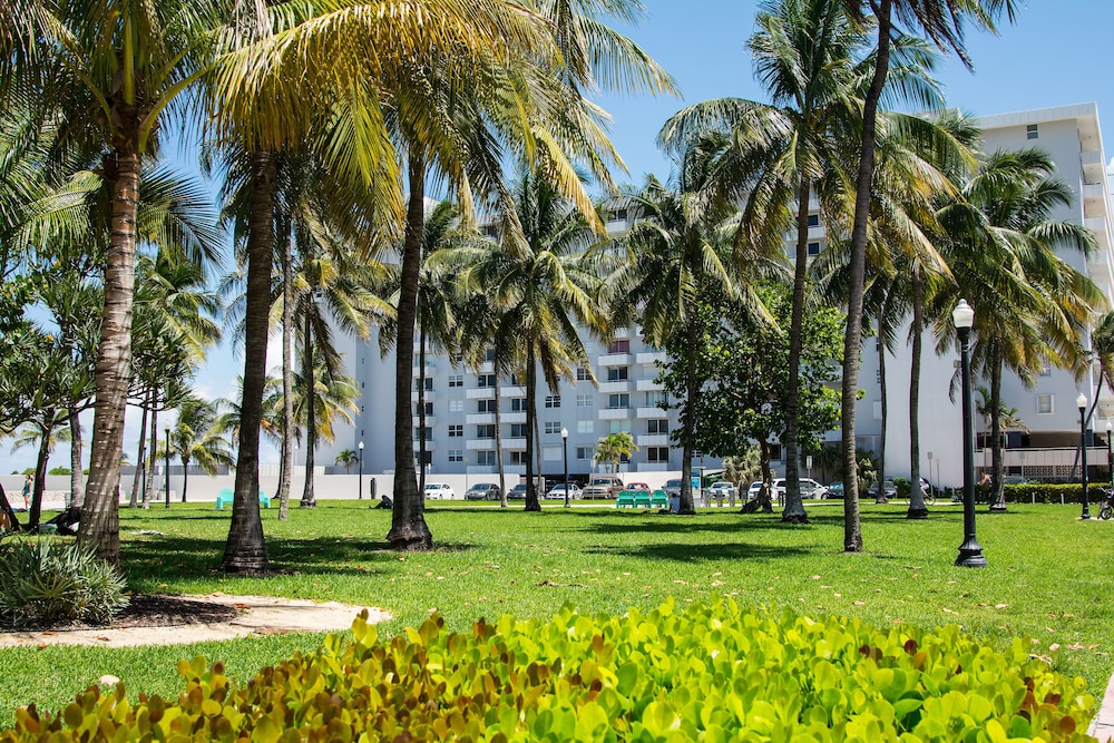335 Ocean Walk Apartments 29/37