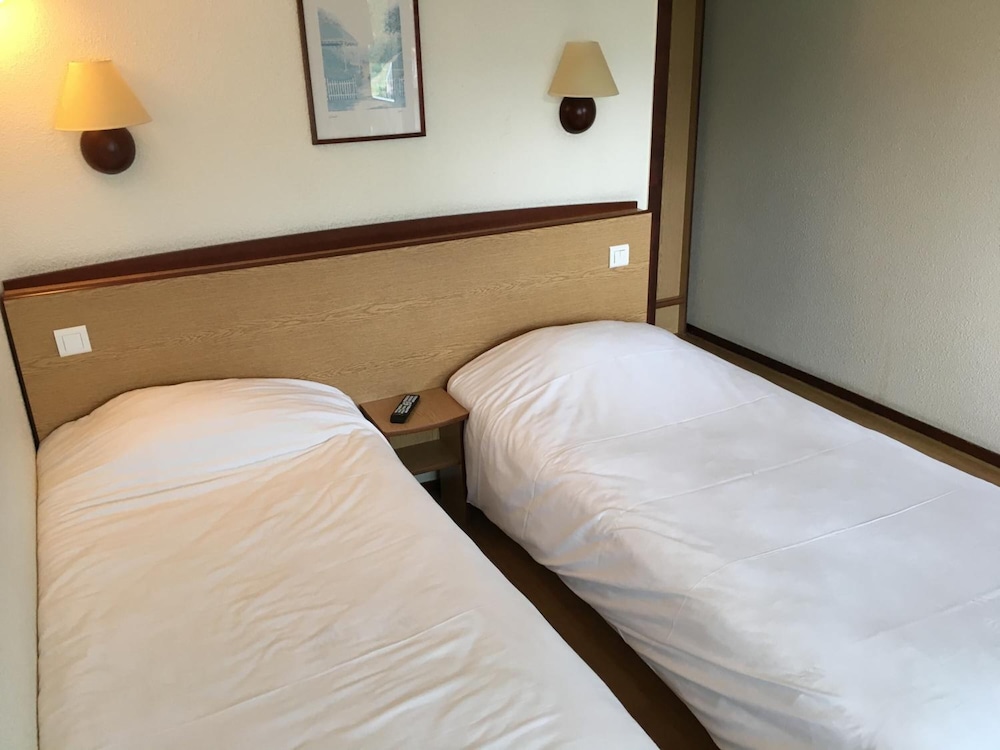 greet Hotel Chatellerault 12/43