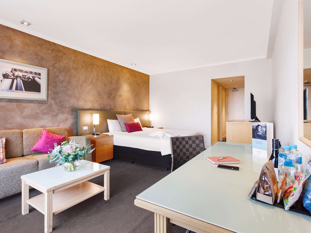 Mercure Melbourne Albert Park 45/72