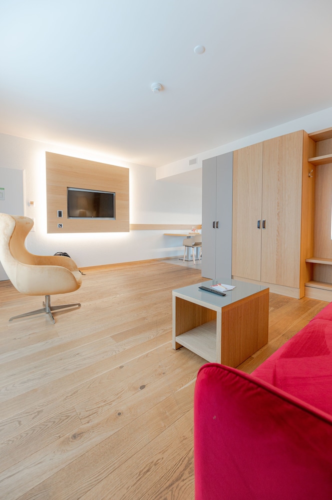 Los Lorentes Residences 18/50