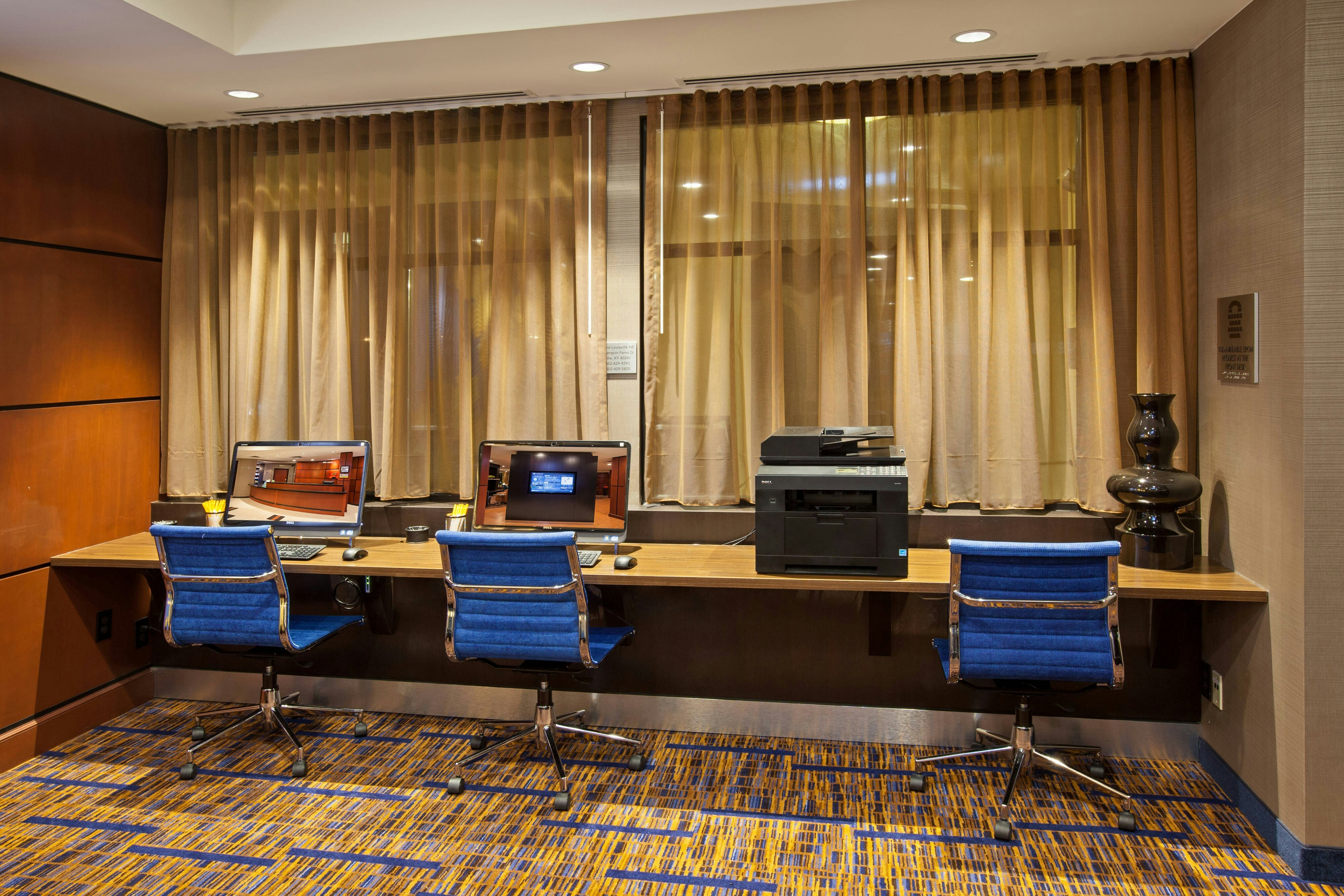 Courtyard by Marriott Louisville Northeast 8/11