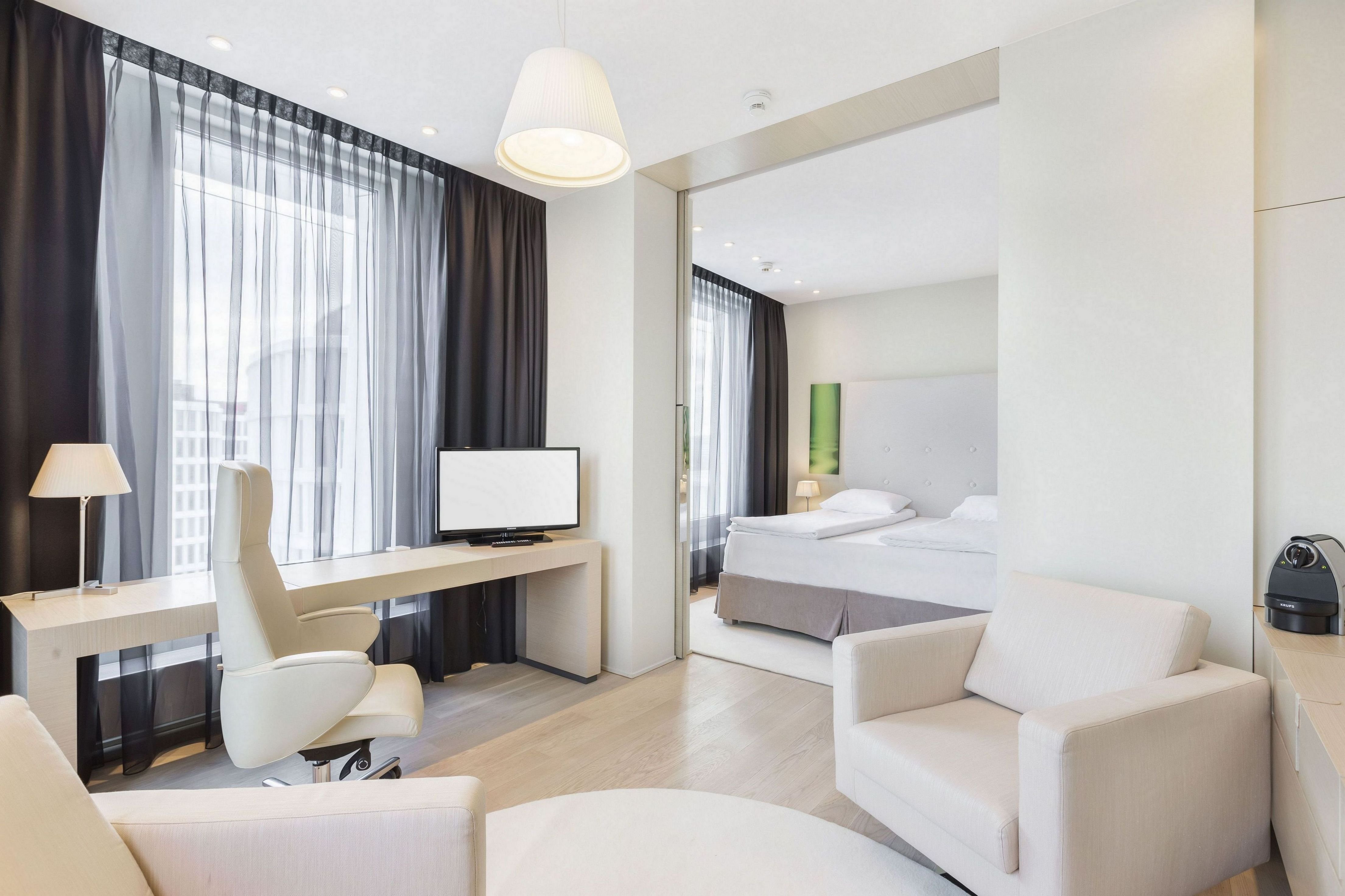 SOUND GARDEN HOTEL AIRPORT 25/38