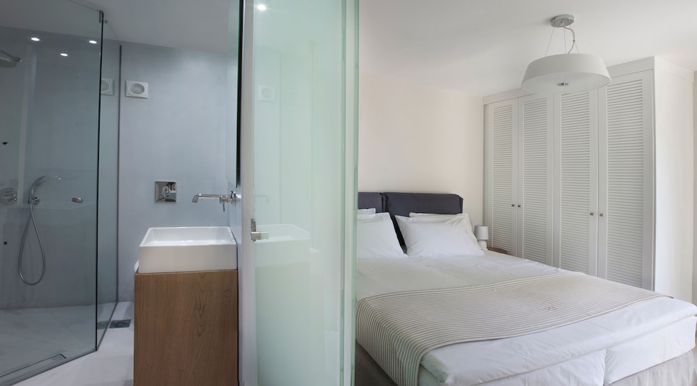 Aethrion Boutique Homes 20/50