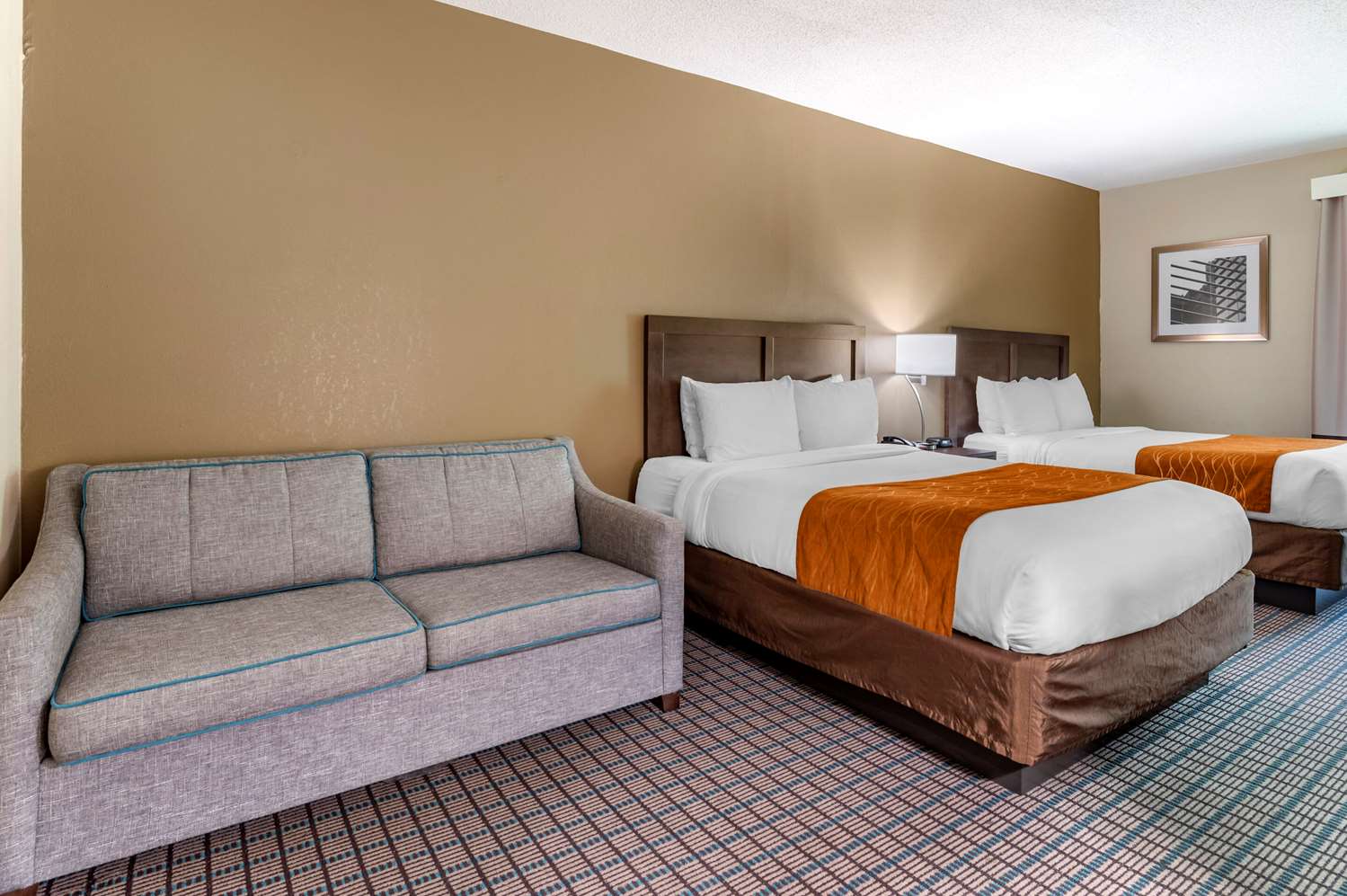 UPGRADE, EFFICIENCY, SUITE, 2 QUEEN BEDS
