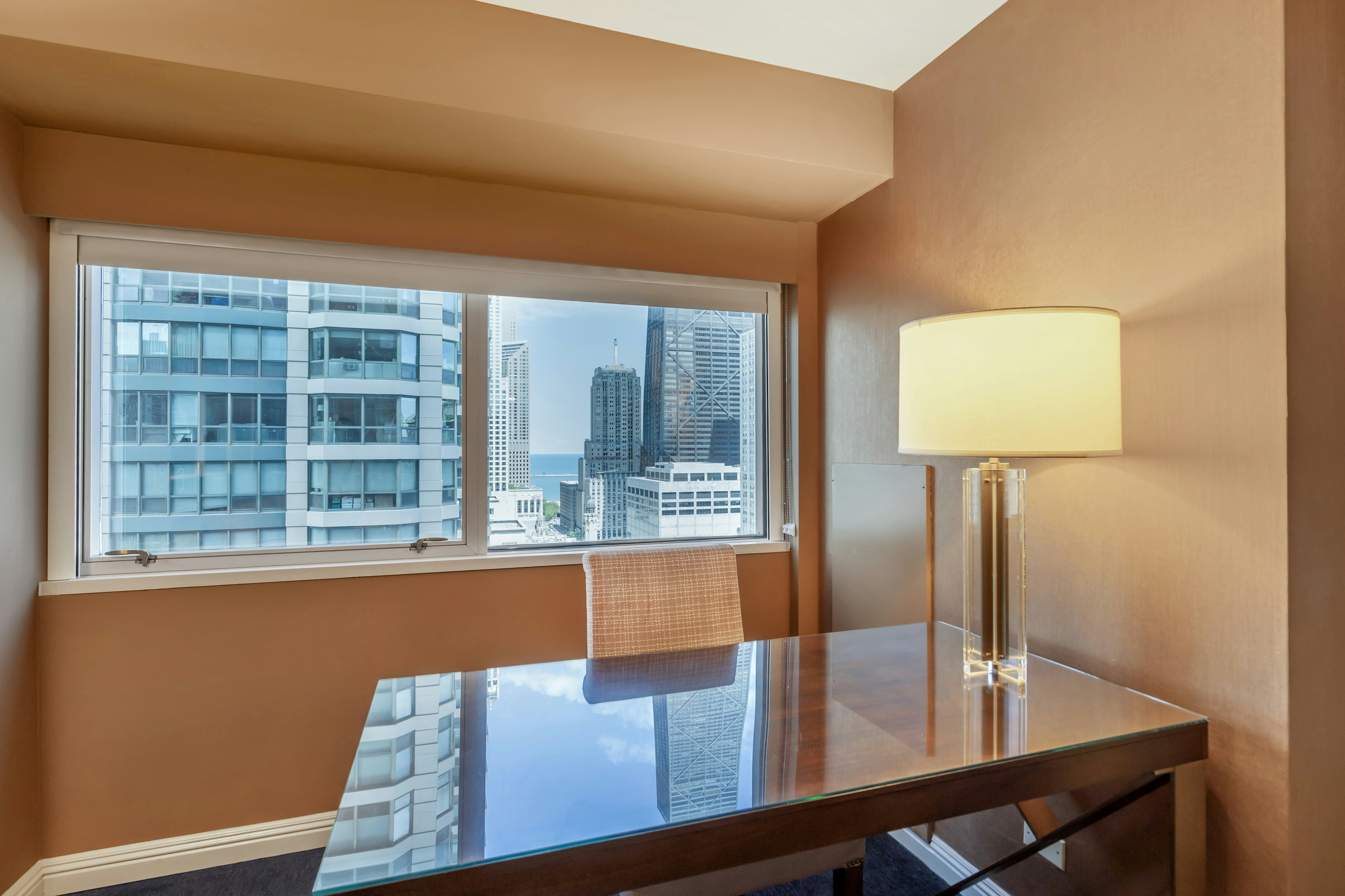 Omni Chicago Hotel 41/84