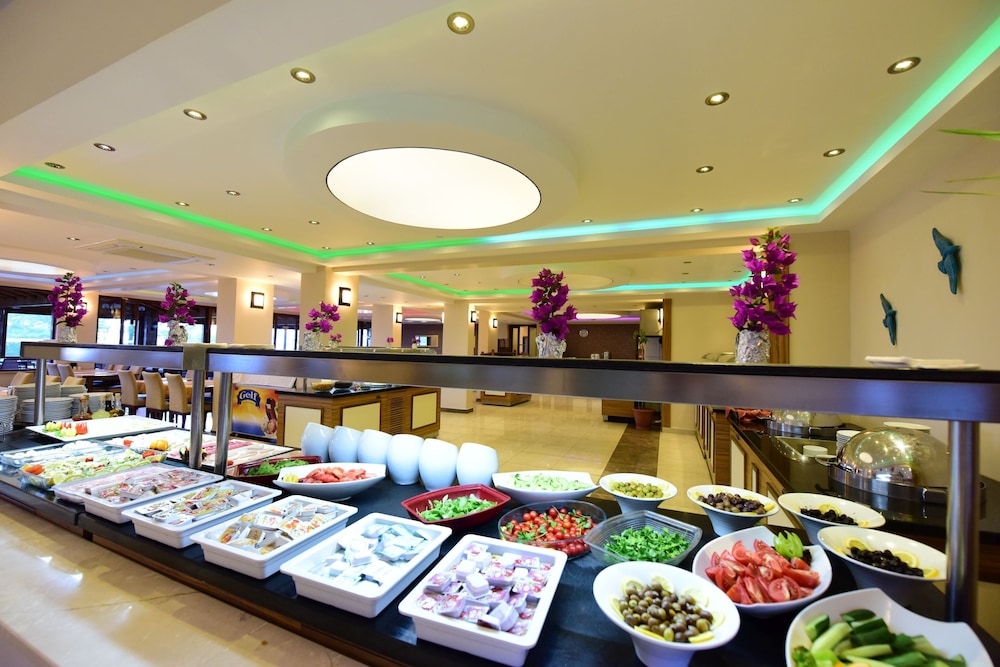 PERDIKIA HILL Family Resort &Villas photo4
