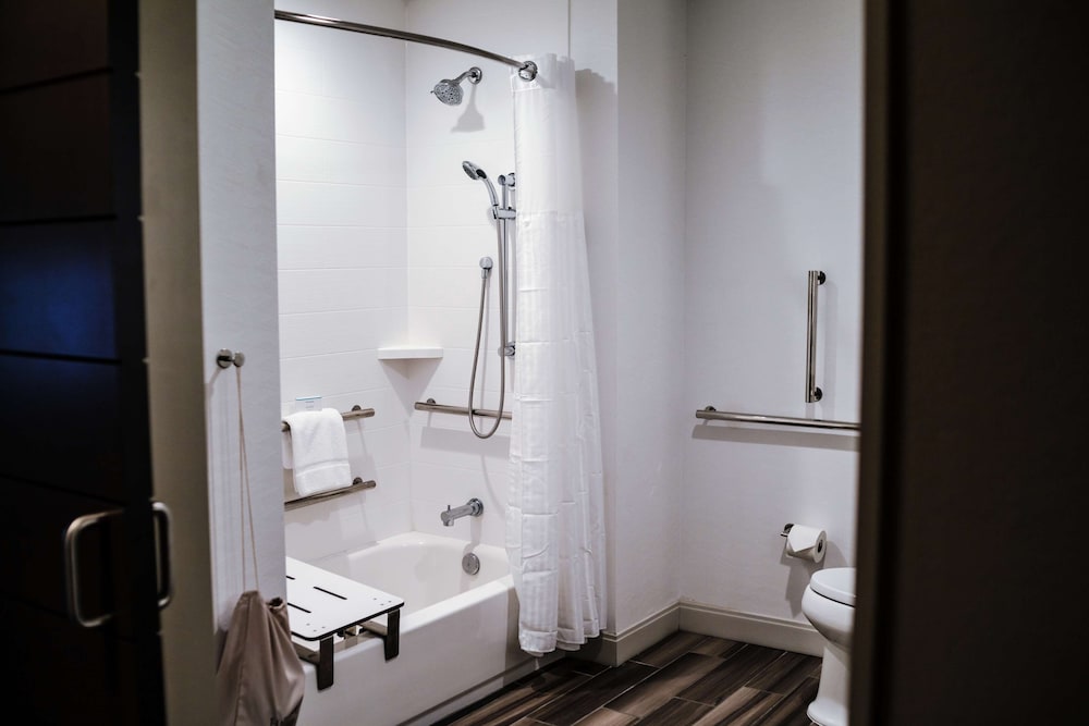 Hilton Garden Inn Waco Tx 10/50
