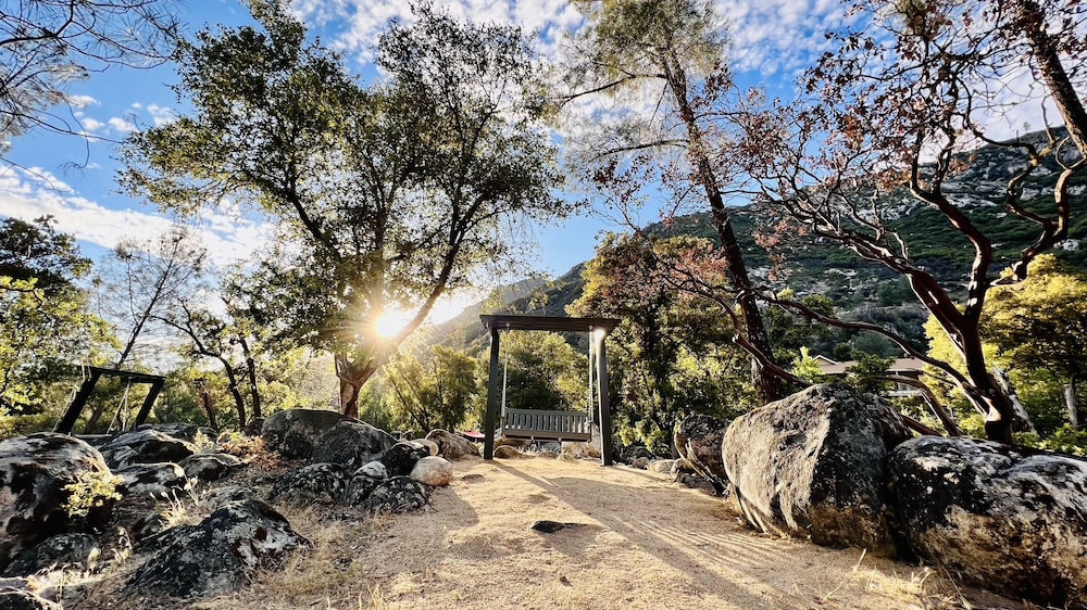 Yosemite View Lodge 44/50
