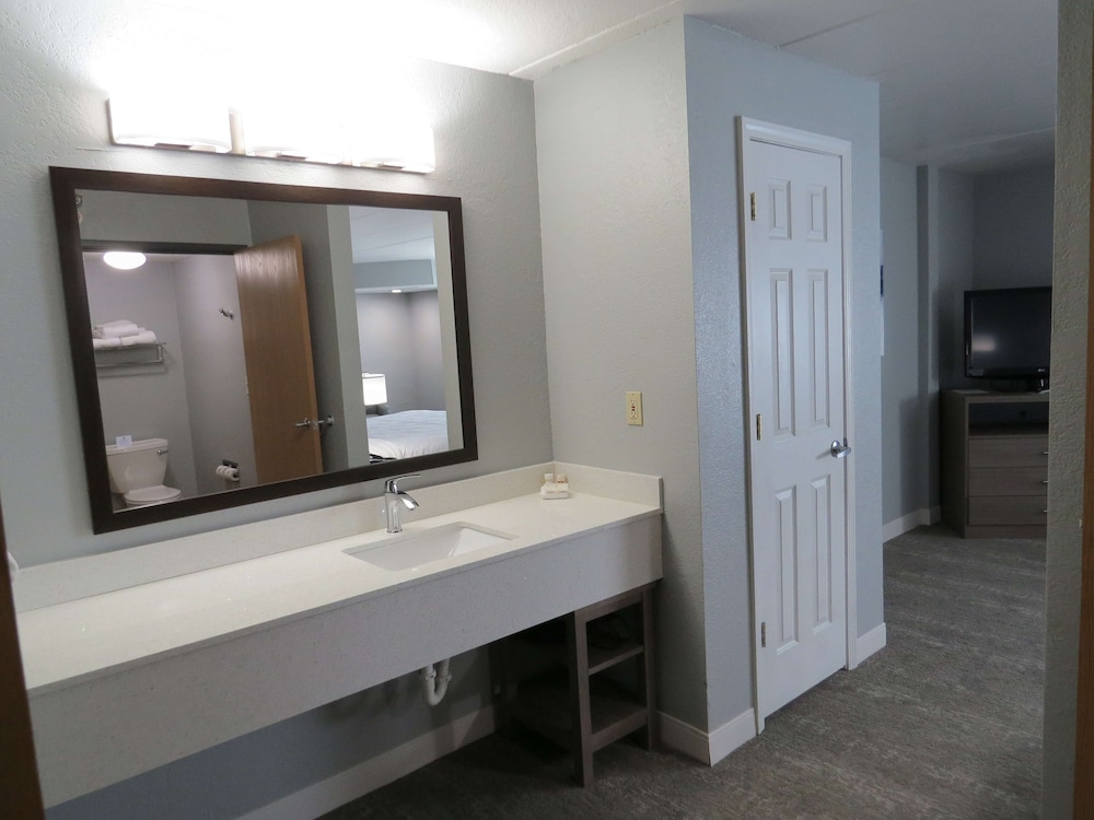 Best Western Fort Wayne I-69 North 23/45