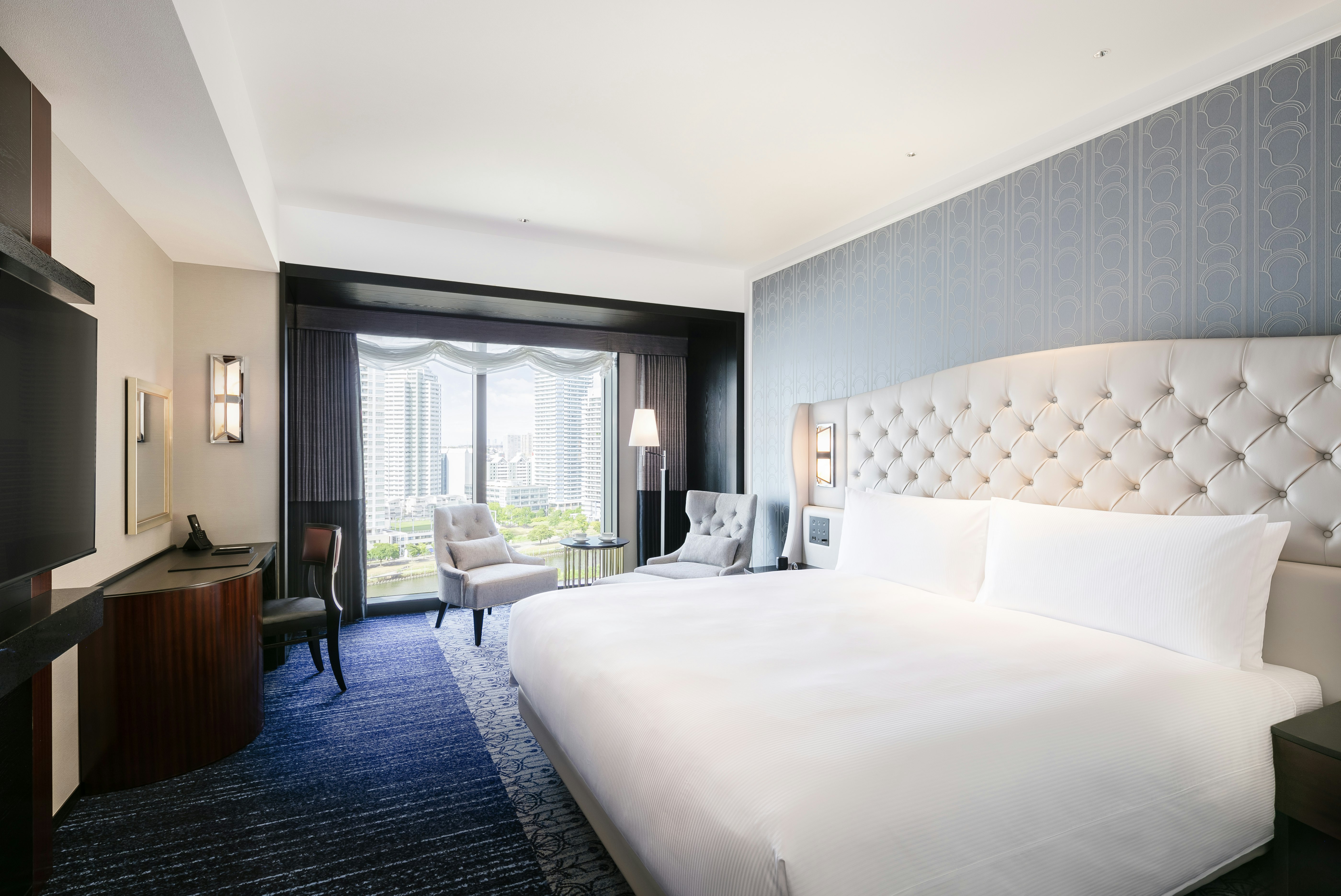 PREMIUM, KING BED