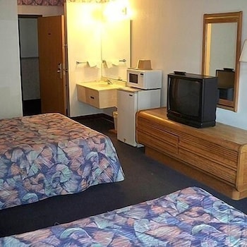 Economy Inn Wentzville 20/36