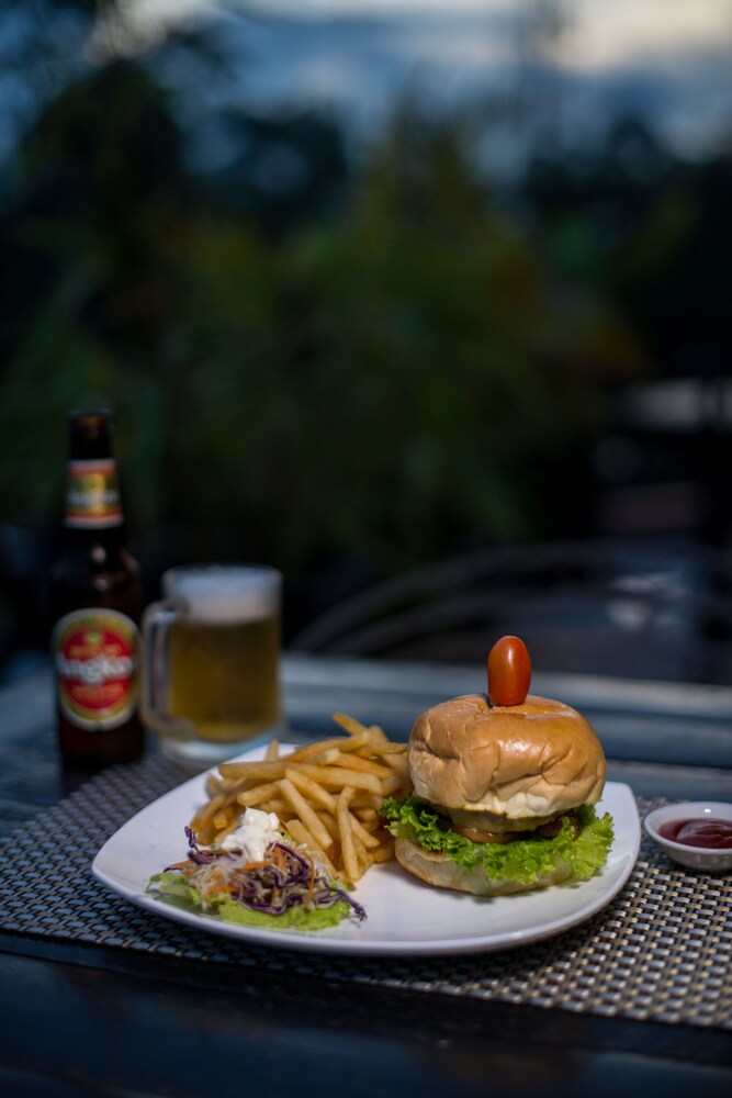 Angkor Panoramic Boutique Hotel 36/50