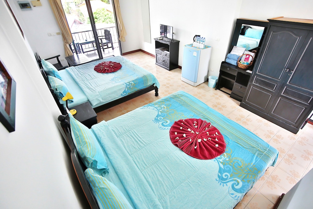 Lotus Hotel 20/50