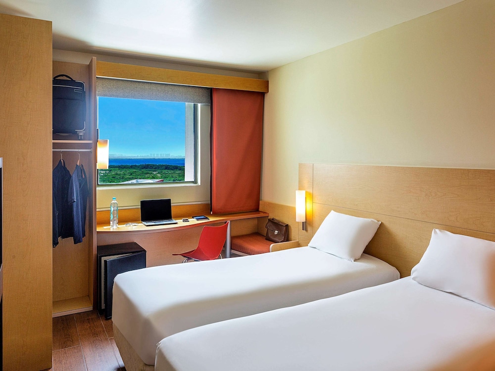 Ibis Cancun Centro 10/44