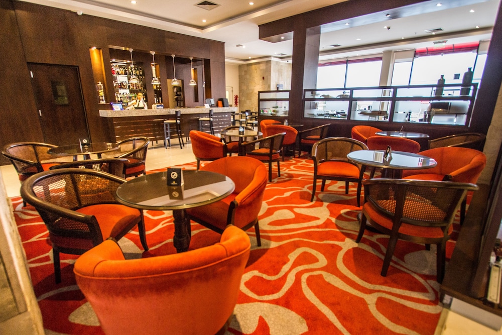 CARNAVAL HOTEL CASINO 32/52