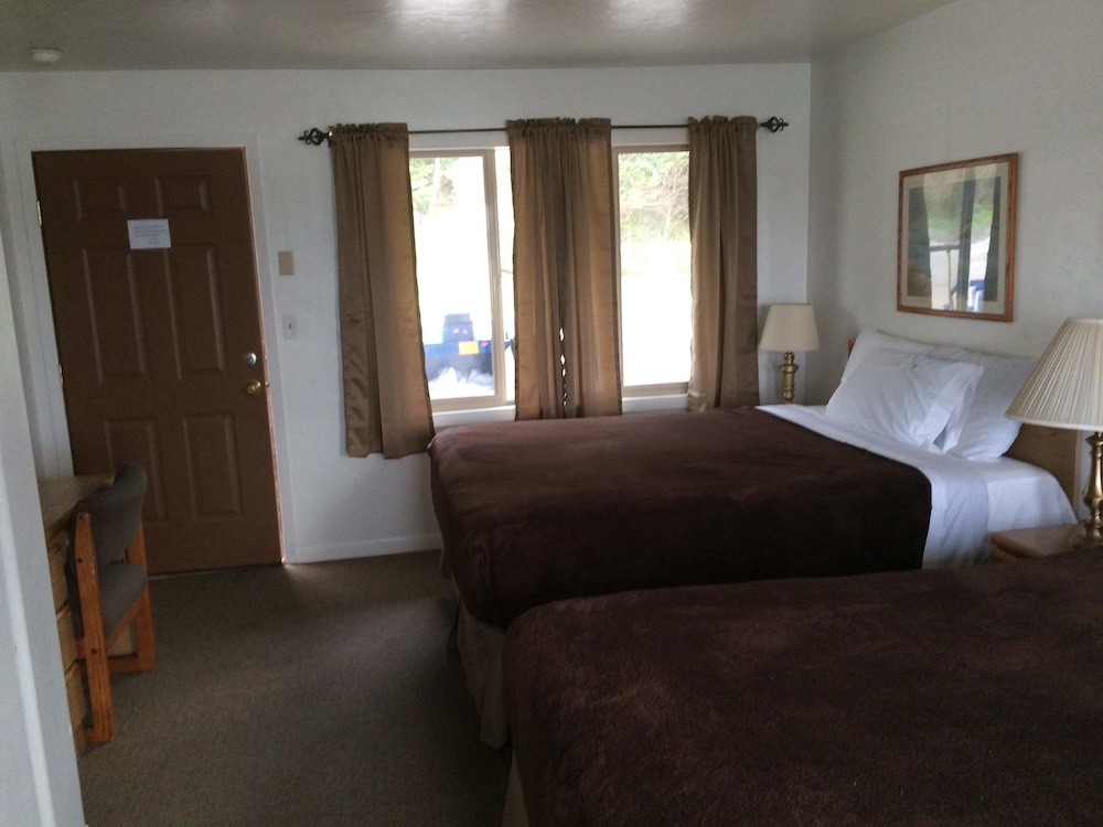 Bay Bridge Motel 16/45
