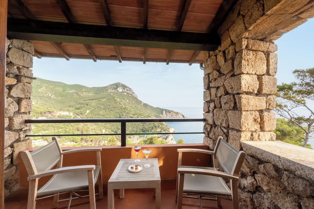 Hotel Torre Di Calapiccola 51/74