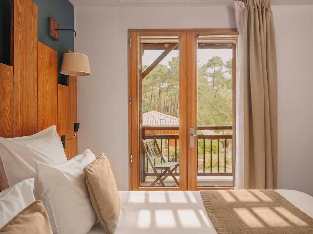 Domaine du Ferret Restaurant & Spa by Germain Collection 29/83