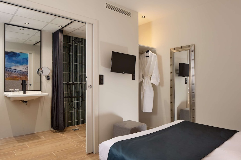 Hotel Harvey 34/68