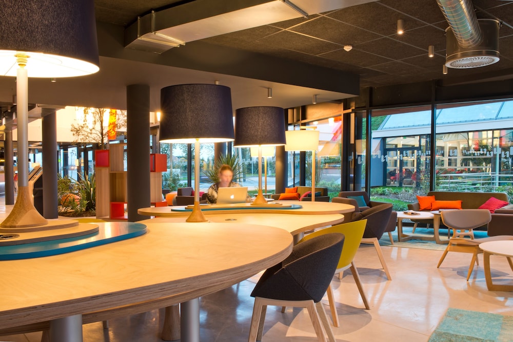 Nomad Hotel Roissy Cdg 26/48