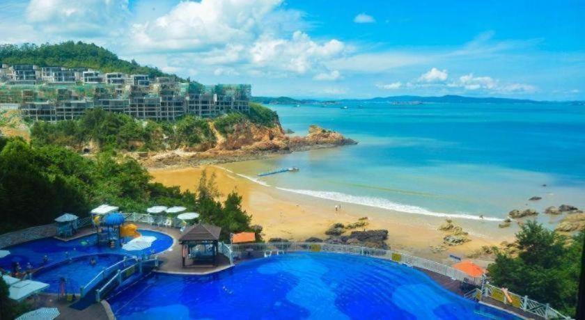 Golden Coast New Century Resort Wenzhou 55/59