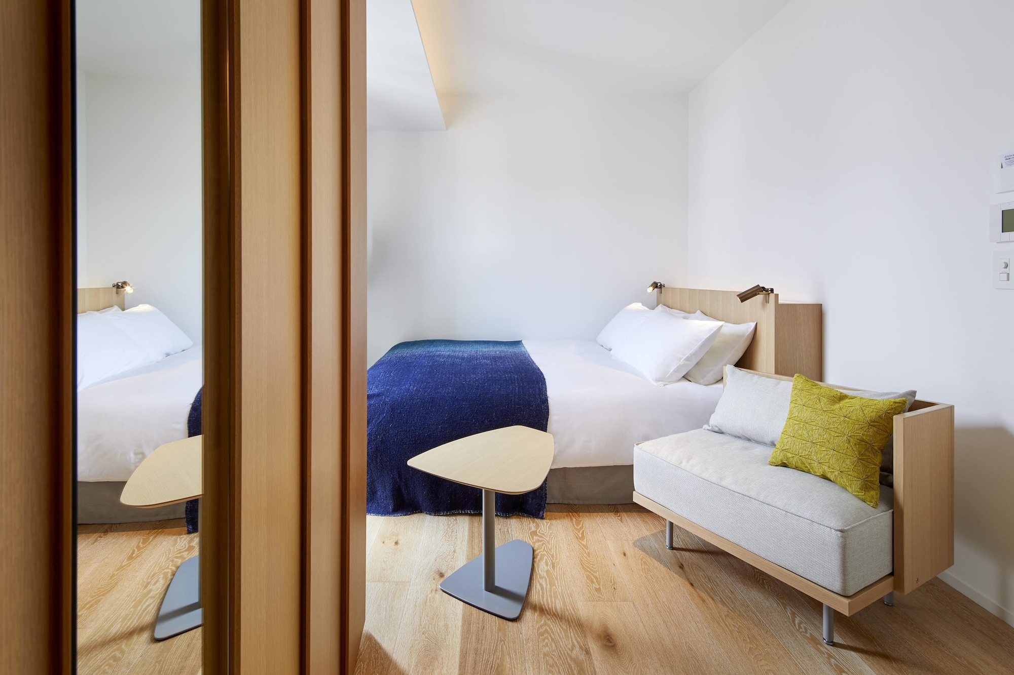 SUPERIOR, DOUBLE BED