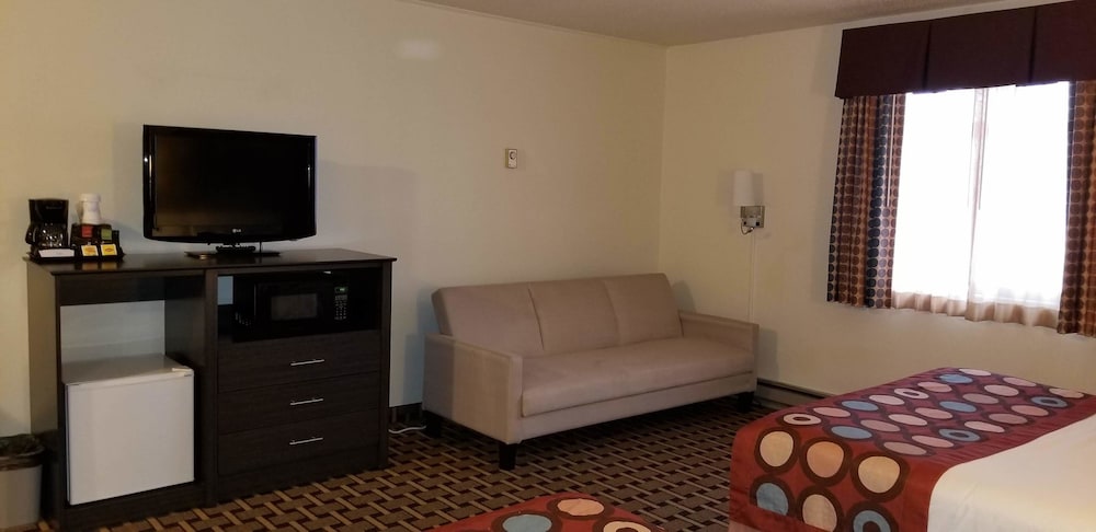 Super 8 by Wyndham Ashland 22/31