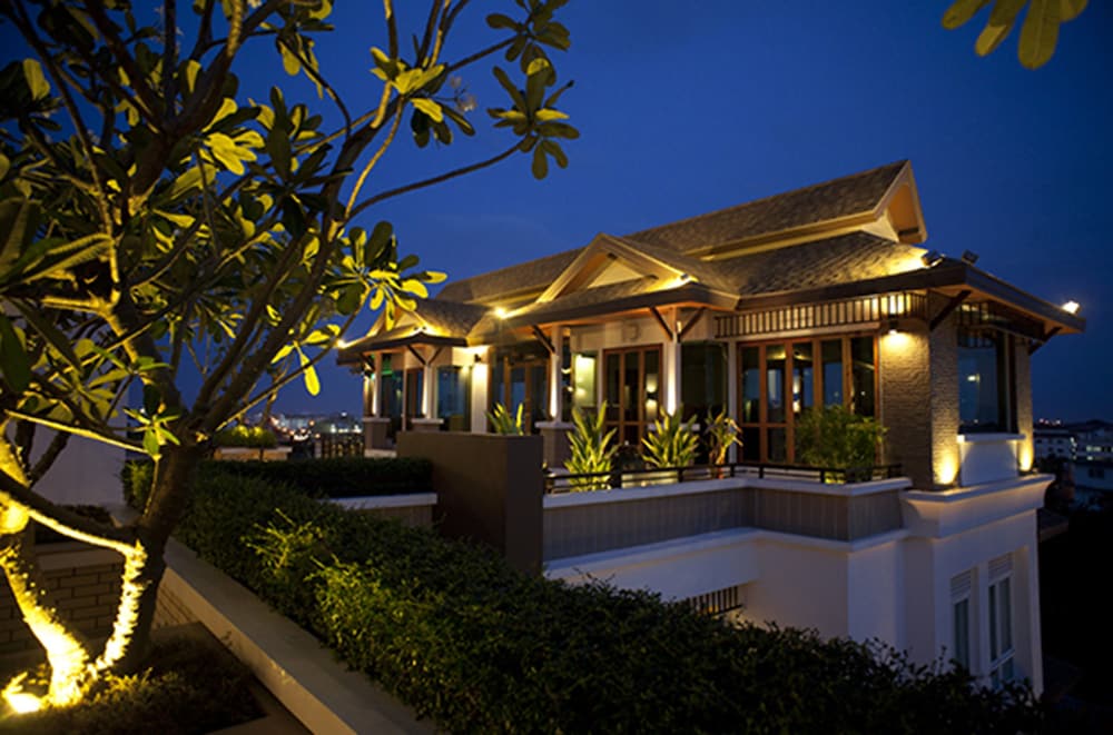 Suvarnabhumi Suite 11/66