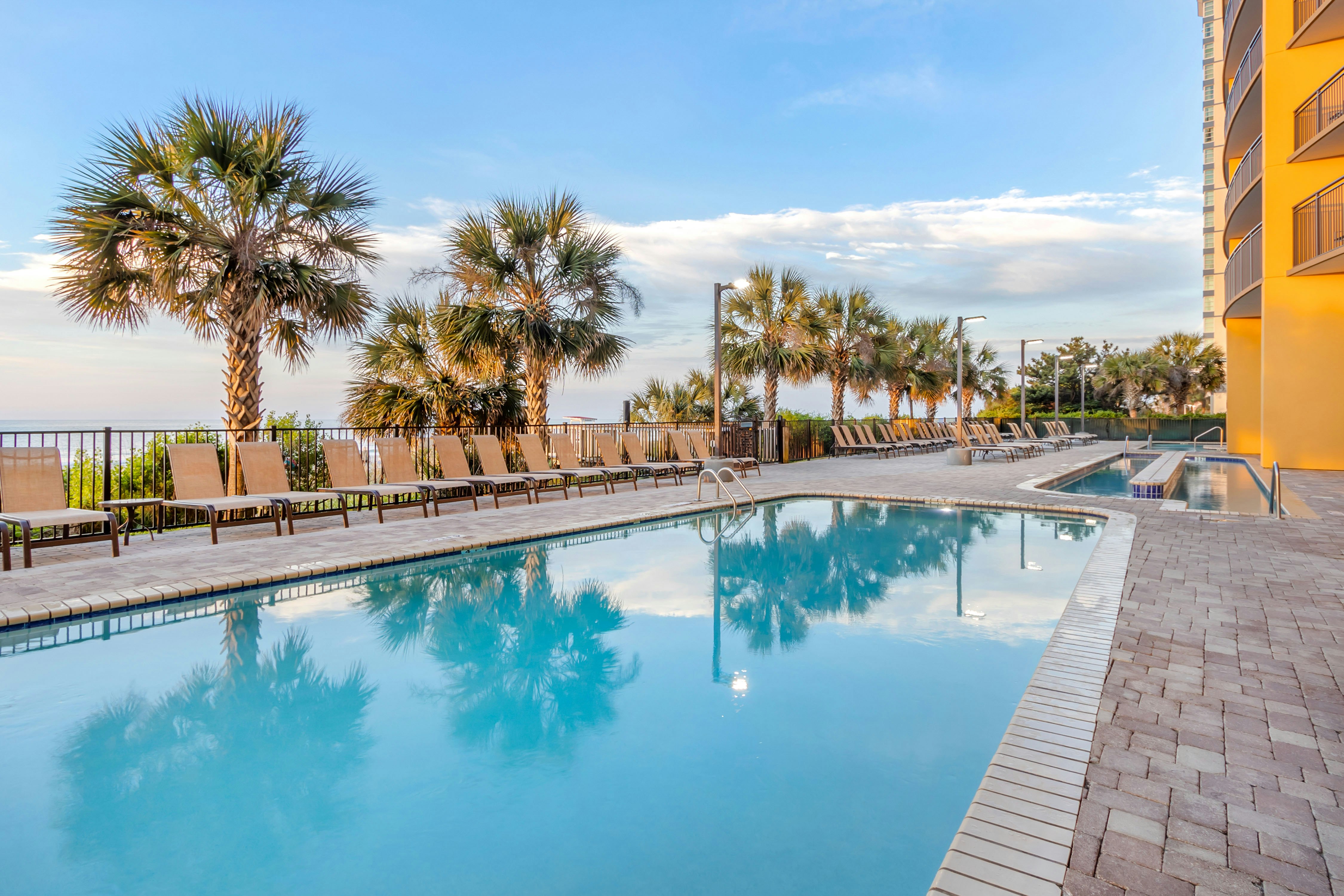 Hilton Grand Vacations Anderson Ocean Club in Myrtle Beach 12/18