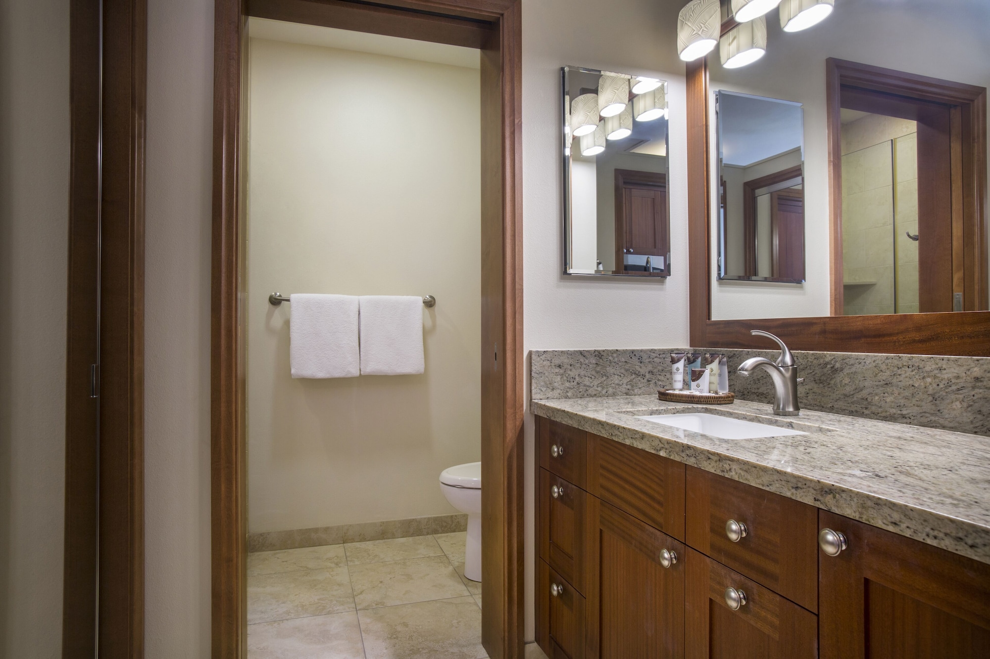 1 BEDROOM, SUITE, OCEAN FRONT