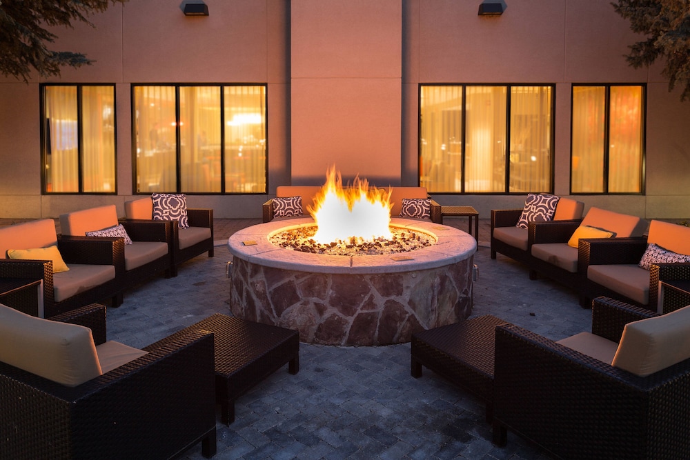 Courtyard Fort Collins 8/9