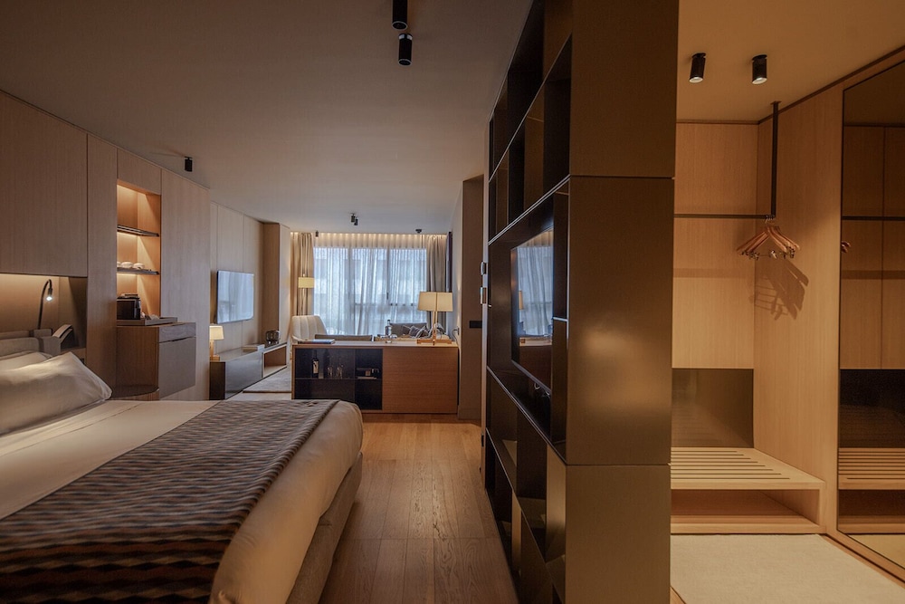 The Blackpine Hotel, Small Luxury Hotels 14/46
