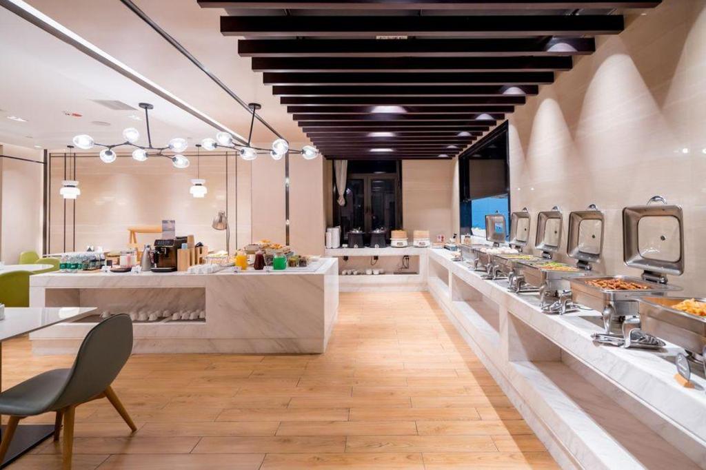 Atour Hotel Hengshui Renmin Road 61/68