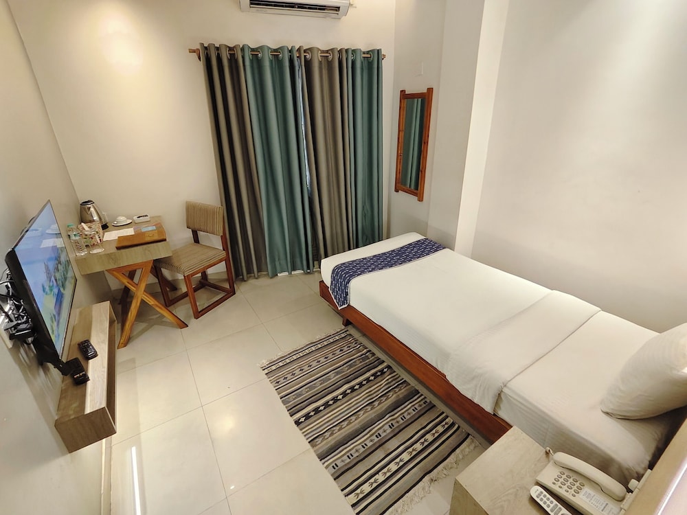 Hotel Nandini 31/70