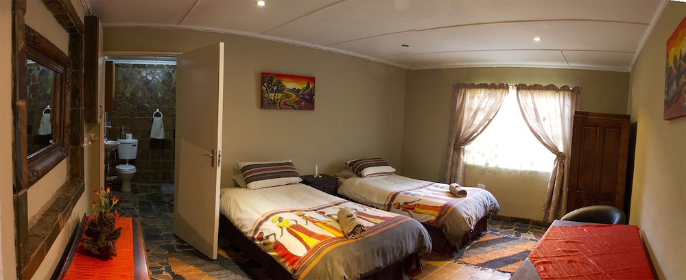 Emahlathini Guest Farm 13/49
