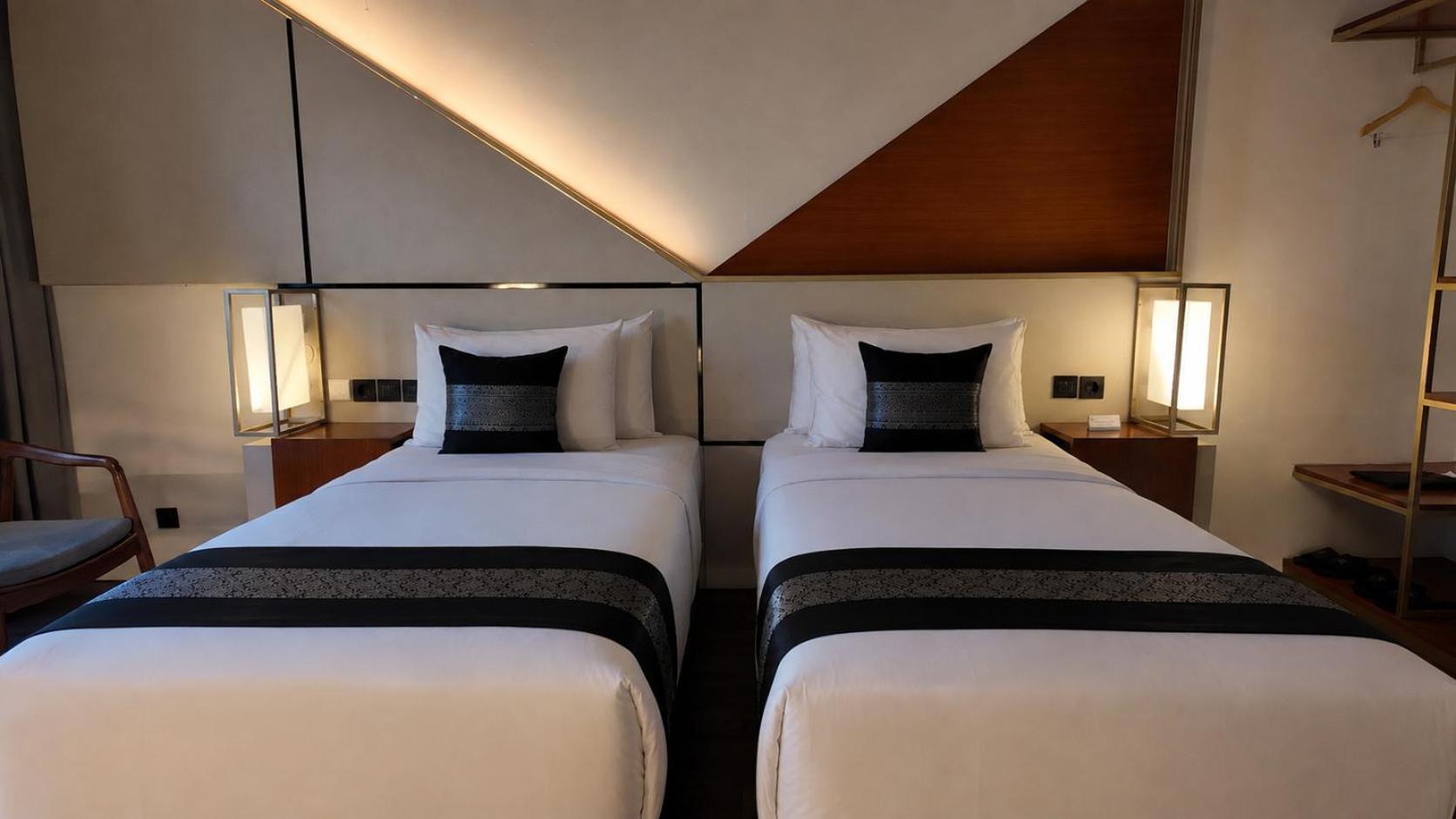 Rayz Umm Hotel 6/50