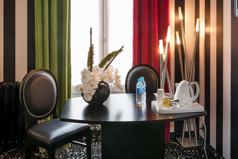 Hotel Peyris Opera 63/71