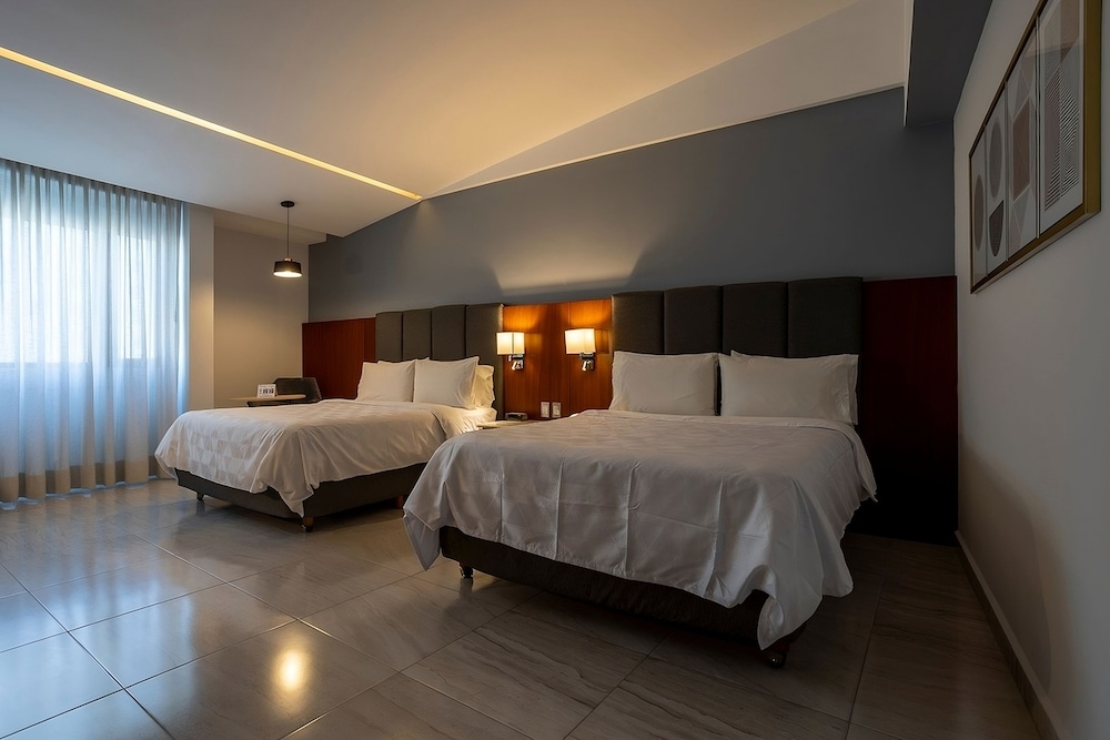 Standard, 2 Double Beds, Volcano View