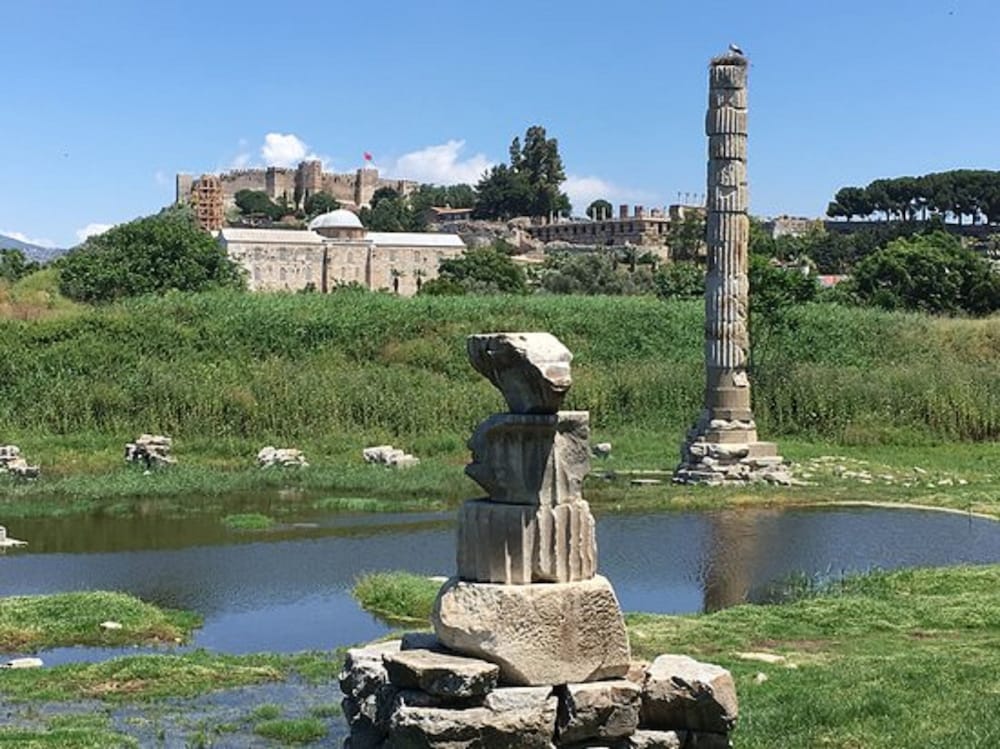 Nea Efessos 65/71