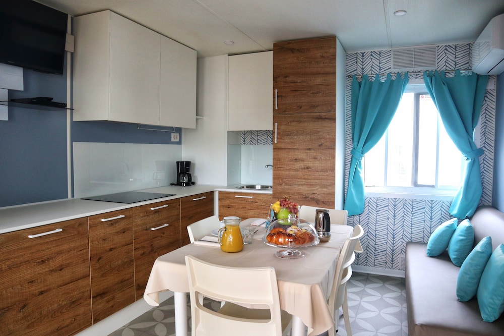 VELA BLU CAMPING VILLAGE 32/67