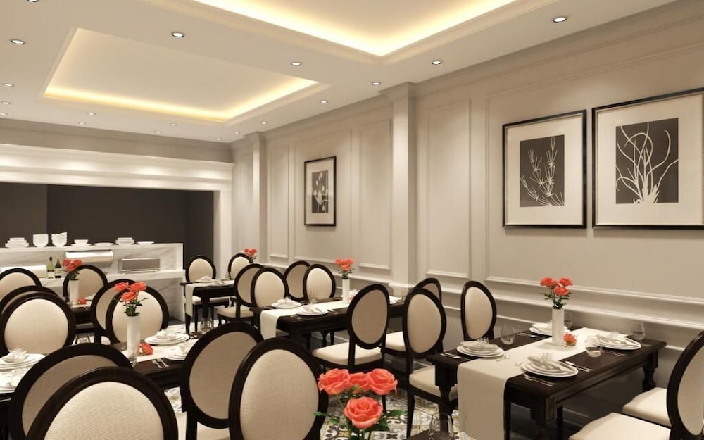 Eco Luxury Hotel Hanoi 36/41