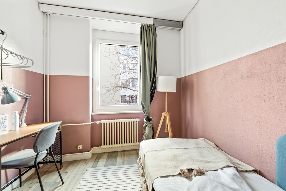 Becozy Self Check-in & Pop-up Hotel 21/52