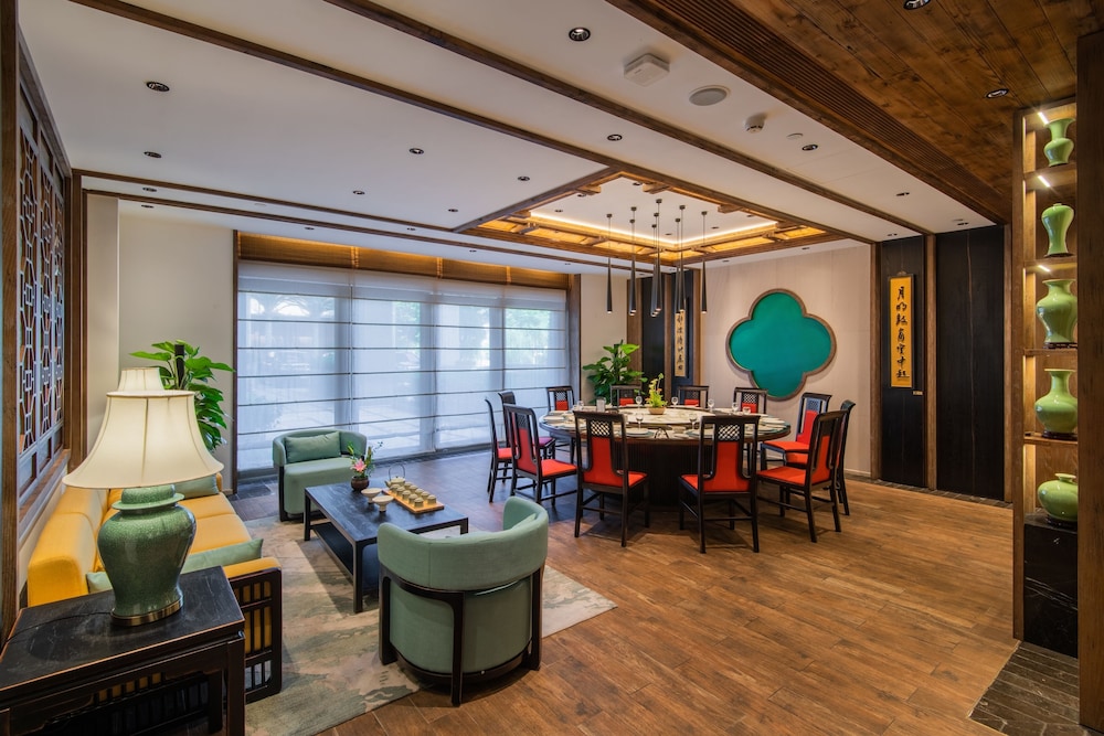Grand Pacific Hotel Ningbo 32/50